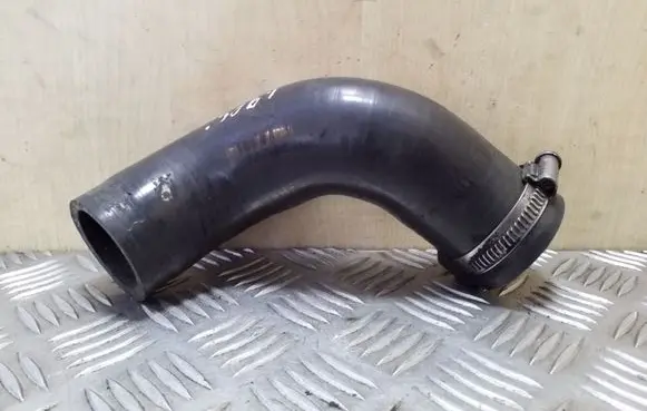 Renault Megane II Intercooler hose/pipe 8200185556B