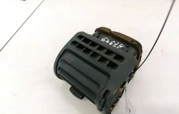 Peugeot 806 Dash center air vent grill 1461978077