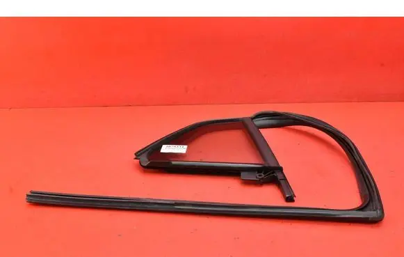 KIA Sportage Rear door window glass 83540R2000