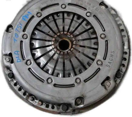 Volkswagen Polo VI Crankshaft pulley 