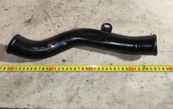 Intercooler hose/pipe