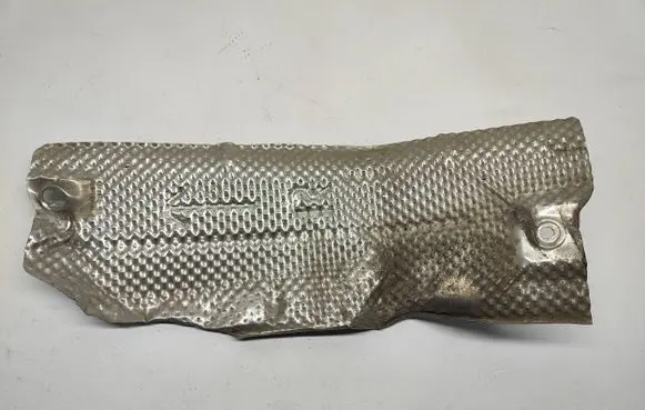 Exhaust heat shield