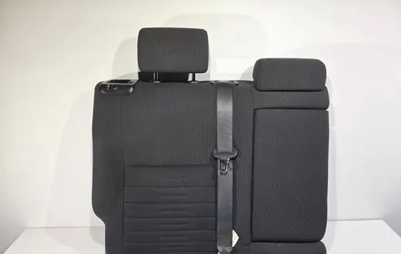 Toyota Auris E180 Rear seat 