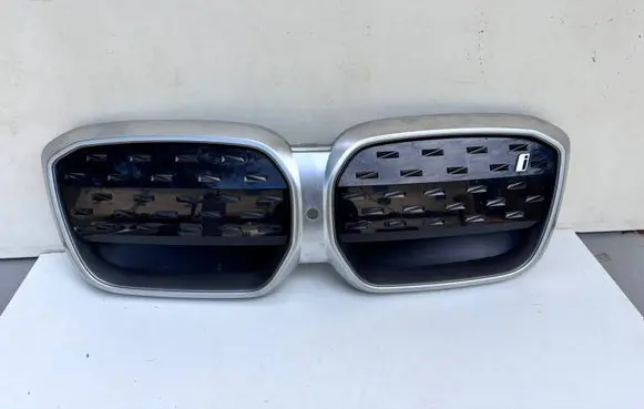 BMW iX3 Front bumper upper radiator grill 9881798