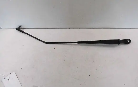 Peugeot 207 CC Front wiper blade arm 