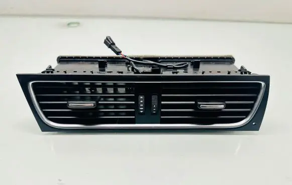Audi A4 S4 B8 8K Dash center air vent grill 8T1820951C