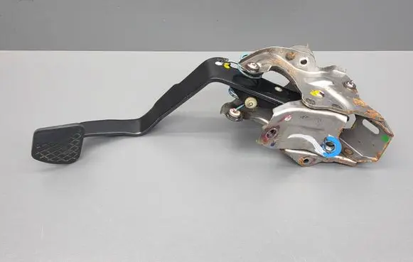 Honda Accord Clutch pedal 