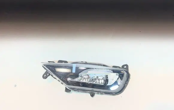 Volvo XC90 Front fog light 32337364