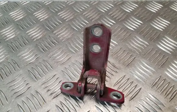 Mitsubishi ASX Front door lower hinge 