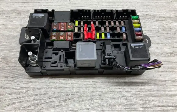 Jaguar F-Type Fuse module JX5314A073AC