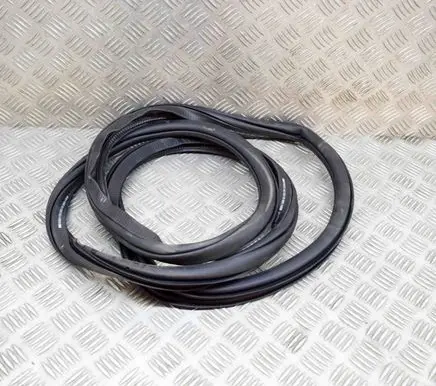 Audi Q4 Sportback e-tron Rubber seal rear door 89A833722