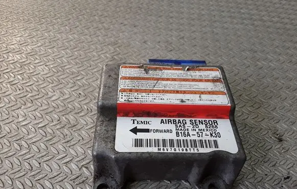 Mazda 323 F Airbag control unit/module B16A57K30