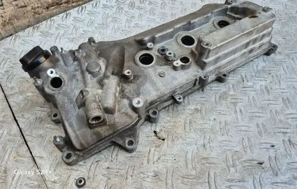 Lexus GS 300 350 430 450H Rocker cam cover 