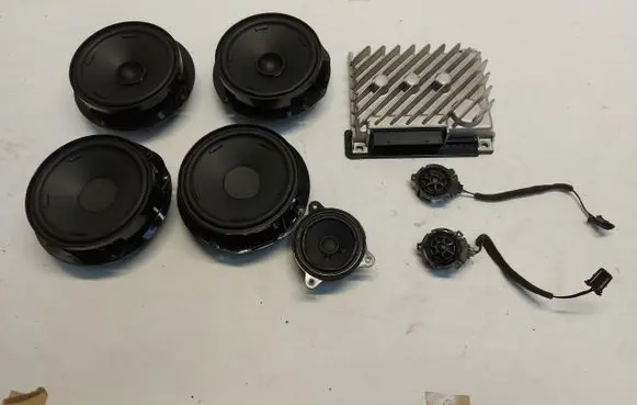 Ford Explorer Audio system kit 11N035456JLK01