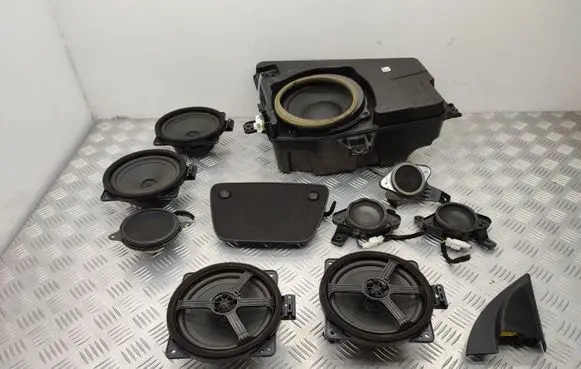 KIA Sorento Audio system kit 963303V100 963403S200 96361C6000