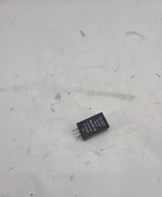Audi A8 S8 D2 4D Other relay 4D0907131 D11301