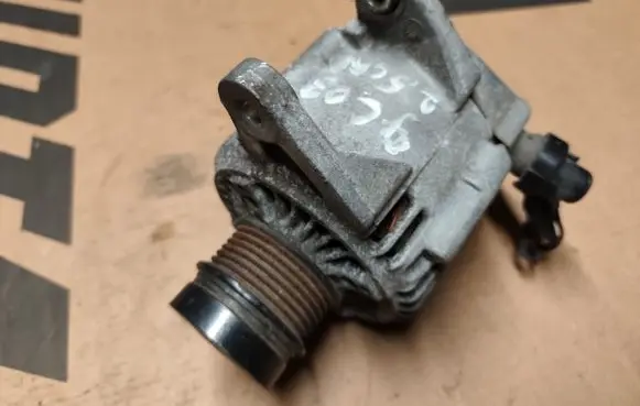 Jeep Cherokee III KJ Generator/alternator 56041578AD