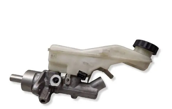 Toyota Corolla Verso AR10 Master brake cylinder 472010F031 0204254156 35062