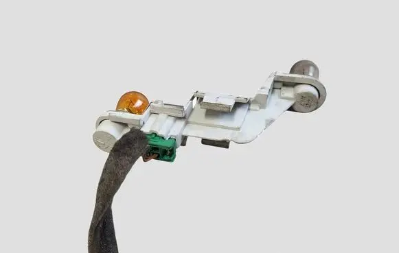 Volvo V50 Tail light bulb cover holder 28127002