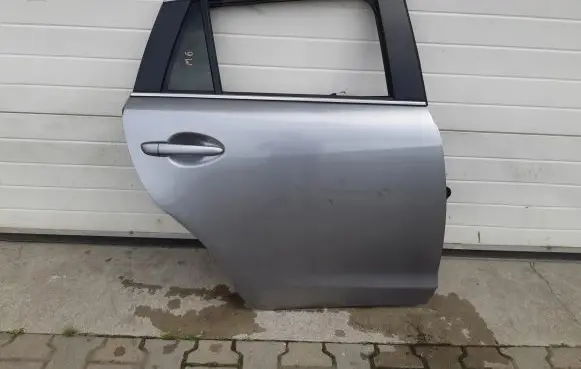 Mazda 6 Rear door