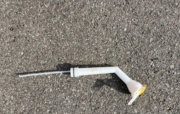 Renault Kadjar Window washer liquid tank fill tube A2C92217300 289154506R