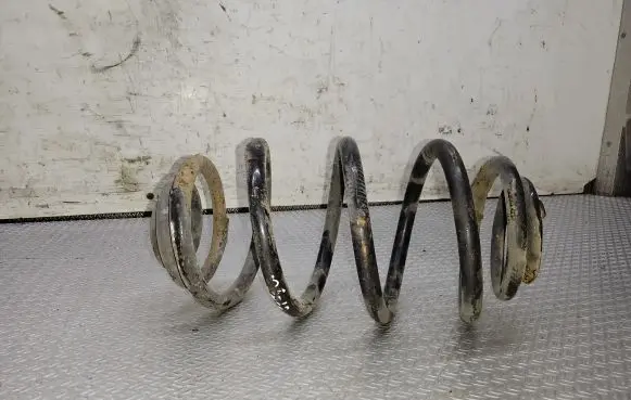 Opel Zafira B Rear coil spring
