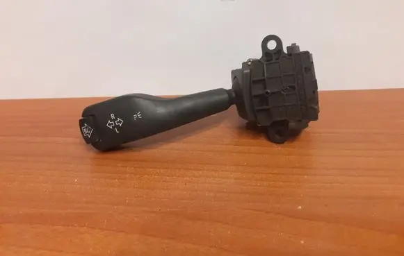 BMW X5 E53 Indicator stalk 8363668K 5716