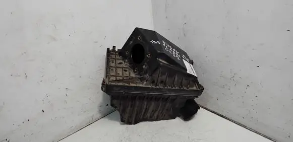 Nissan Almera Tino Air filter box
