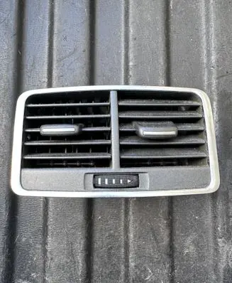 Audi A6 S6 C6 4F Dash center air vent grill 4F0819203B