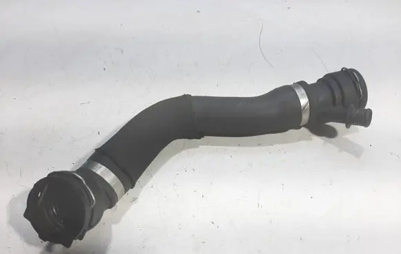 BMW 5 E60 E61 Engine coolant pipe/hose PA66GF30