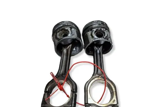 Peugeot 308 Piston with connecting rod S26309877 T1DB 9HR
