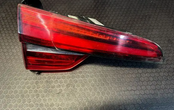 Audi A4 S4 B9 Tailgate rear/tail lights 8W9945093