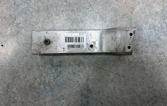 BMW i3 Front bumper mounting bracket 7296856