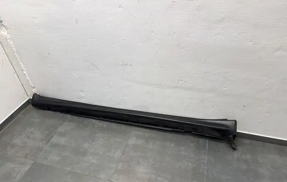 Nissan Juke I F15 Sill 768511KA6A