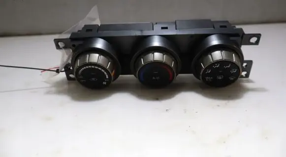 Nissan Altima Interior fan control switch 