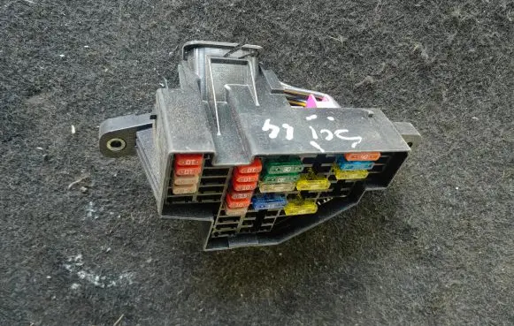 Volkswagen Scirocco Fuse module