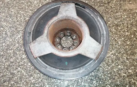 Audi A6 S6 C5 4B Crankshaft pulley 059105251M