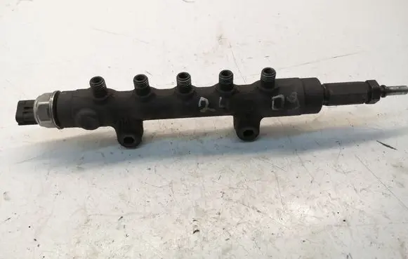Ford Transit Fuel main line pipe