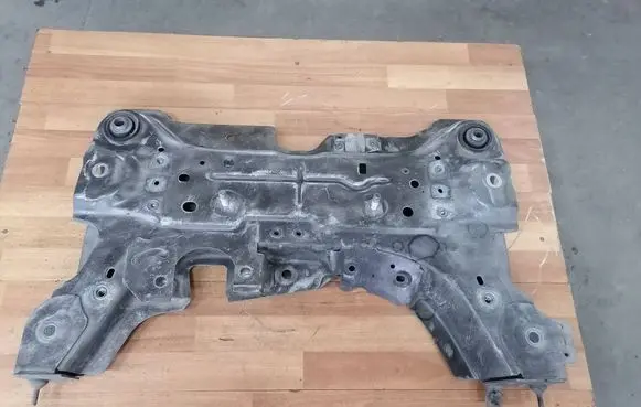 Renault Laguna III Front subframe 544012760R 544000005R