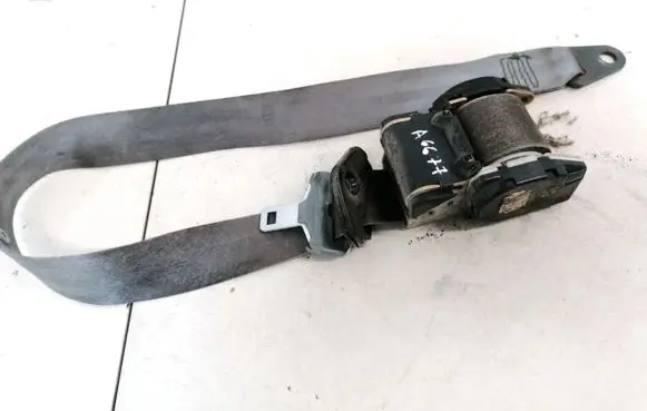 Peugeot 406 Rear seatbelt 8033060