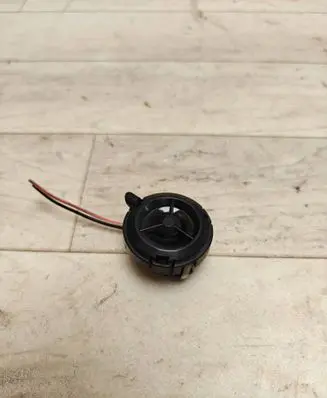 Mitsubishi Grandis Front door high frequency speaker MR986377