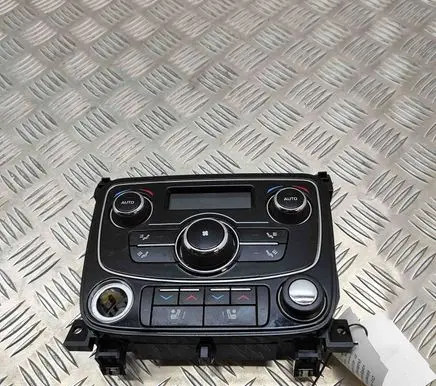 Jaguar XJ X351 Climate control unit AW9318D687DF