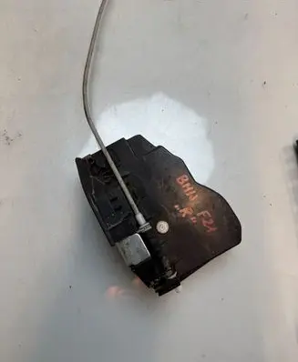 BMW 1 F20 F21 Front door lock 7229458 A058702