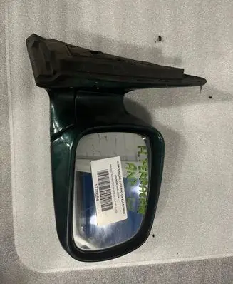 Hyundai Terracan Front door electric wing mirror
