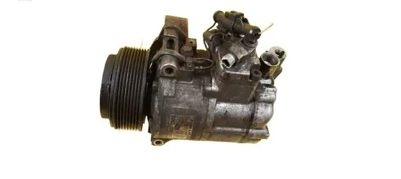 Land Rover Range Rover L322 Air conditioning (A/C) compressor (pump) JPB500221 368DT