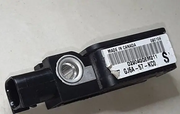 Mazda 6 Airbag deployment crash/impact sensor GJ6A57KC0