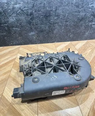 Chrysler Pacifica Intake manifold P04892630AB 010600578