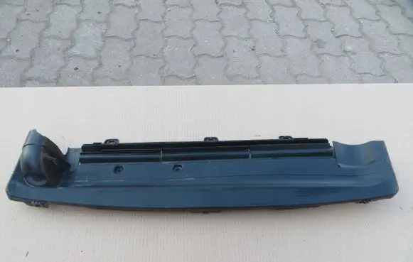 Radiator trim