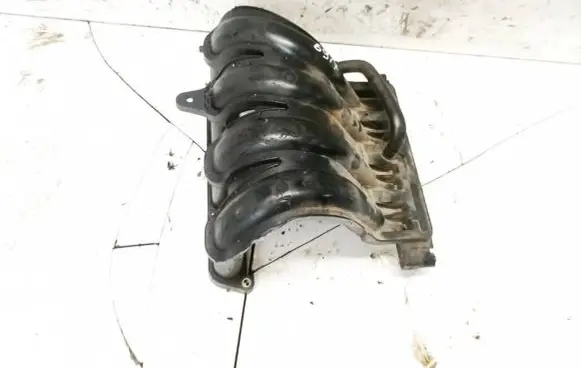 Nissan Micra Intake manifold