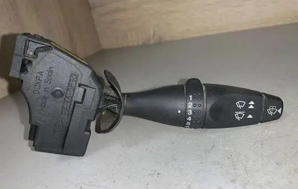 Ford Focus Wiper control stalk 1S7117A533DD